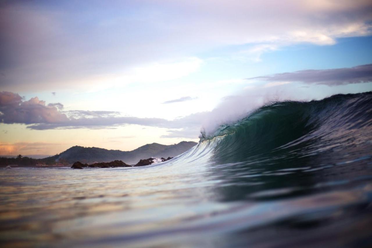 Solid Surf Camp Hostel Nicaragua Transito Buitenkant foto